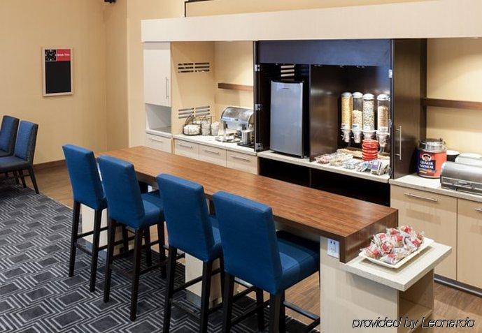 Towneplace Suites Dallas Las Colinas Ирвинг Экстерьер фото