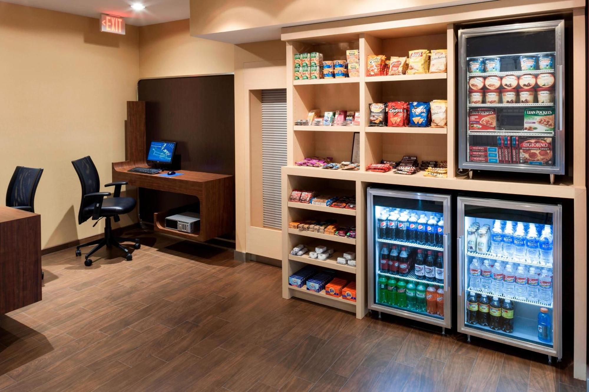 Towneplace Suites Dallas Las Colinas Ирвинг Экстерьер фото